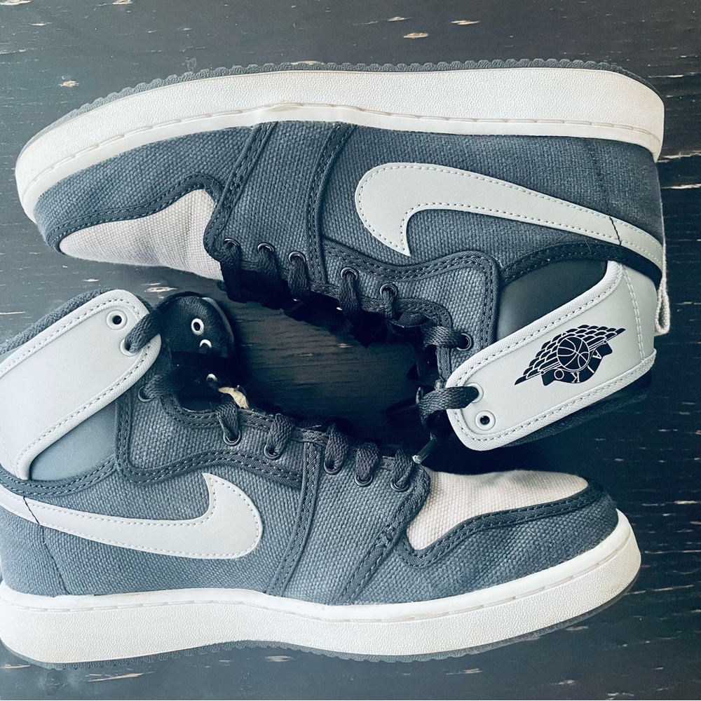 AJKO Retro HI “Shadow”